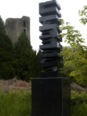 Totem, Minoru Niizuma Totem, Minoru Niizuma