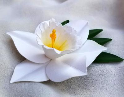 White Daffodil Pin White Daffodil Pin