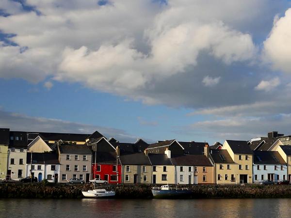 The Claddagh