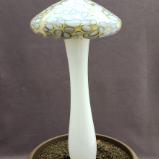 #04052412 LG mushroom with glass stake 13''Hx5.5''W $100