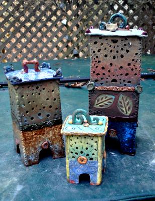 3 Garden Lanterns 3 Garden Lanterns