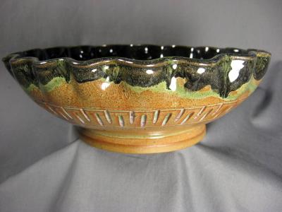 110327.B Fluted Bowl with Decorative Carving