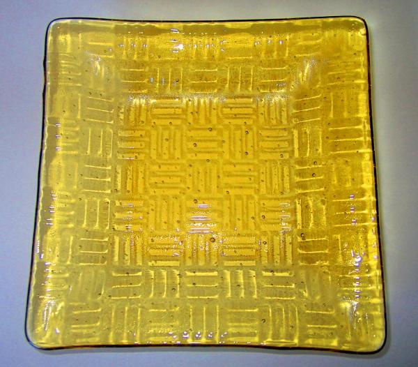 Textured yellow plate
