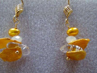 special order   Pearl and crystal