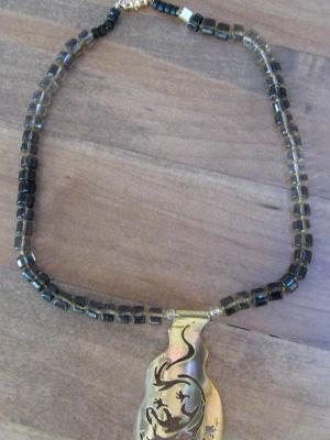 11-0086 bronze pierced lizard / smoky quartz beads knotted on silk cord necklace