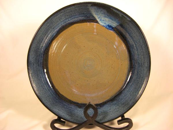 120512.B Flat Bottom Bowl with Decorative Carving Outside