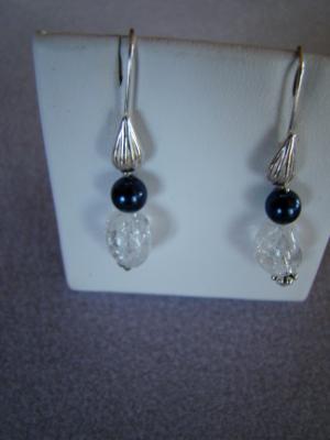 #46 Cracked quartz and blue pearl #46 Cracked quartz and blue pearl