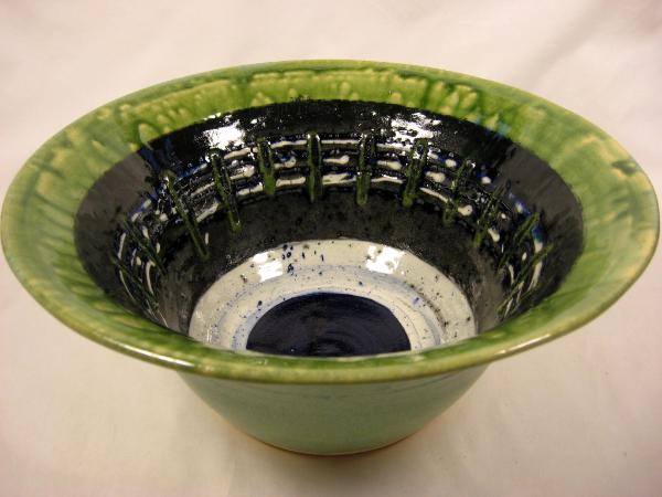 111115.D Bowl with Colored Slip Design