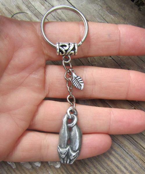 Two celtic cats keychain keyring original artisan cat pewter jewelry 