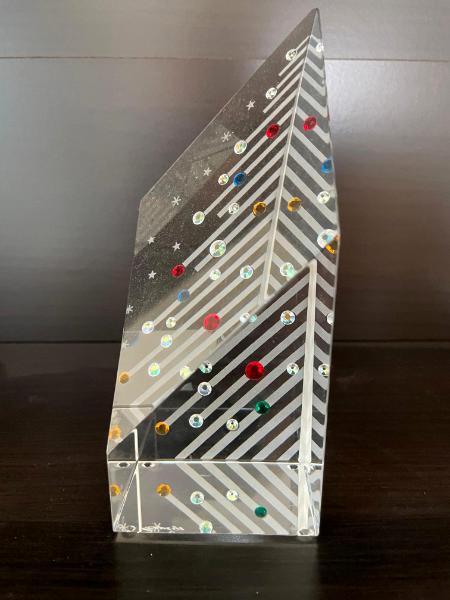  CHRISTMAS TREE MAGIC