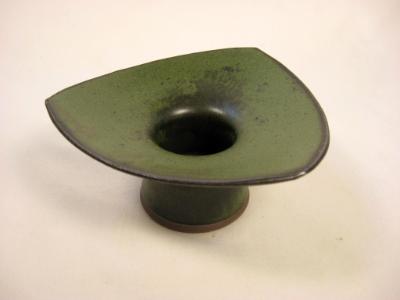120624.D Flower Vase with Trangular Design 120624.D Flower Vase with Trangular Design