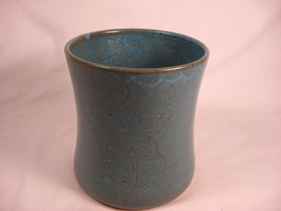 111013.U Utensil Crock with Carved Flower 111013.U Utensil Crock with Carved Flower