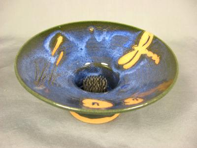 120630.AH Flower Vase with Carved Swamp Scene 120630.AH Flower Vase with Carved Swamp Scene