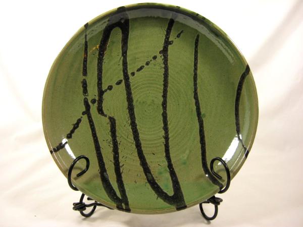 110726.A Shallow Tri-Foot Serving Bowl