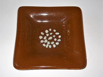 Brown garlic and oil plate
