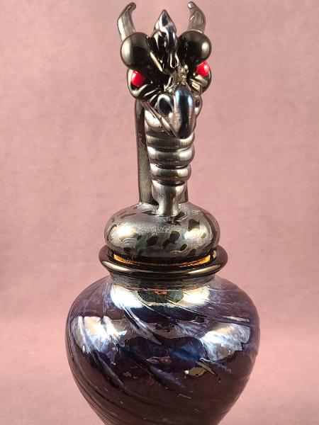 #04232107 Jar 11''Hx5''W $450