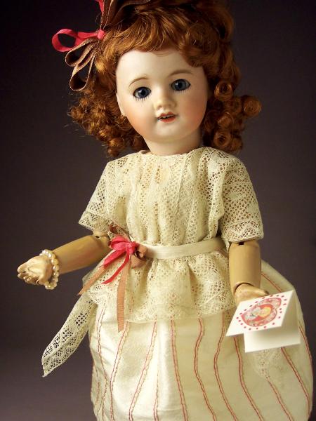 Valentine Habillée 1921
