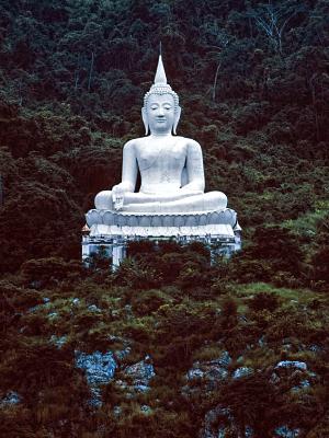 Pak Chong Buddha - vertical