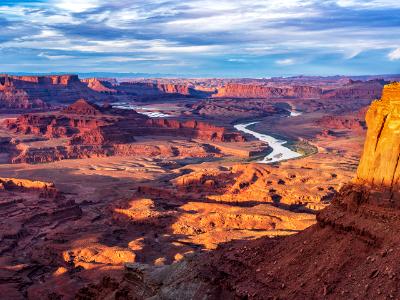 Winding Colorado River from Canyonlands Overlook Winding Colorado River from Canyonlands Overlook