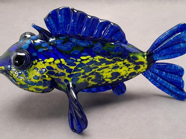  #06172306 tropical fish 6''HX6''W10.5''L $350.00