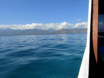 This is actually the Java Sea. Very very blue This is actually the Java Sea. Very very blue