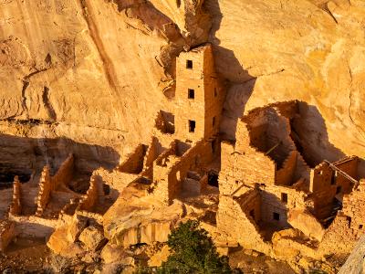 Square Tower House at Mesa Verde Square Tower House at Mesa Verde