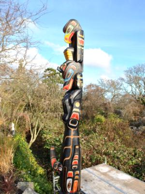 10' Totem Pole