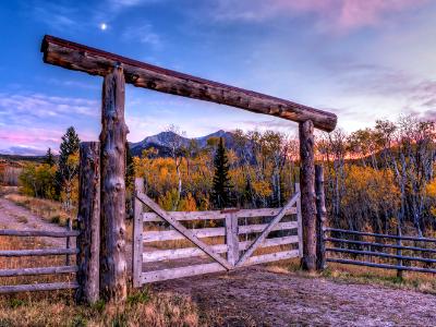 Gates to Mount Sopris Gates to Mount Sopris