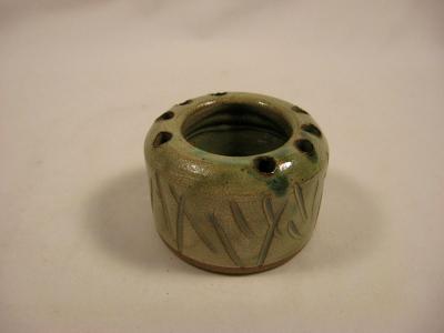 110815.P Pansy Vase 110815.P Pansy Vase