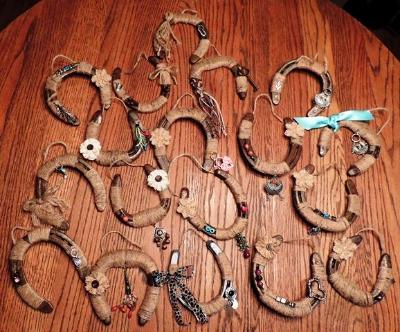 Mane Support Horses Decorated Horseshoes