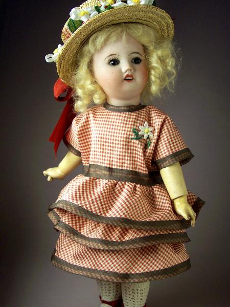 Robe de Taffetas Brodée 1921