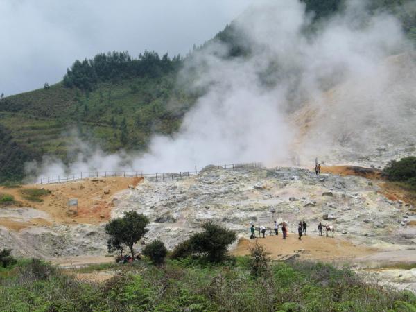 sulfur spring