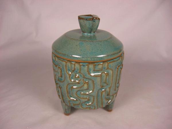 110814.C Covered Hand-Carved Jewelry Box