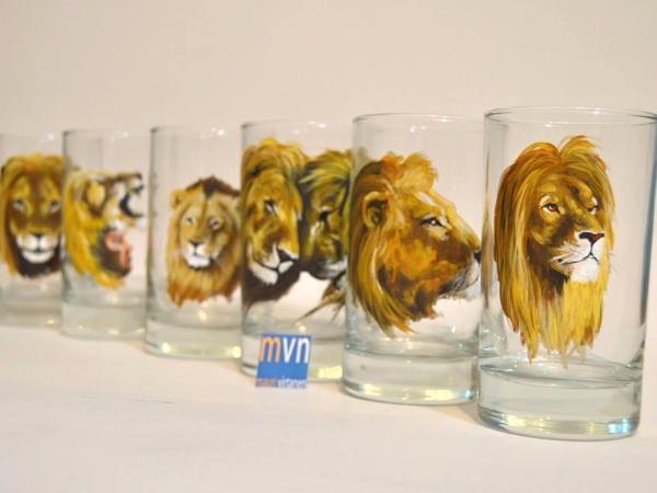 set of handpainted glasses: BIG CATS