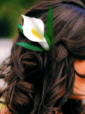 White Calla Lily Hair Clip