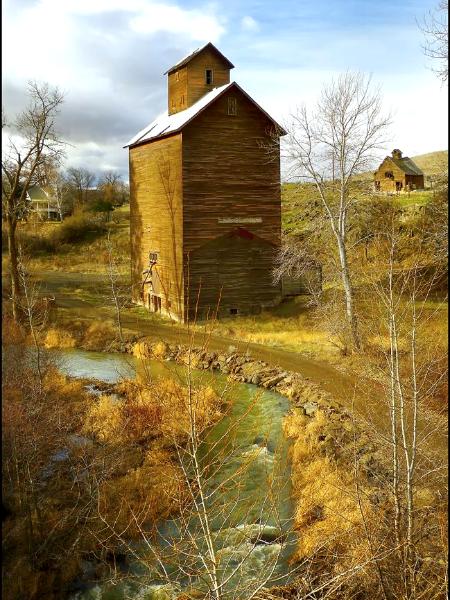 Boyd Grain Tower