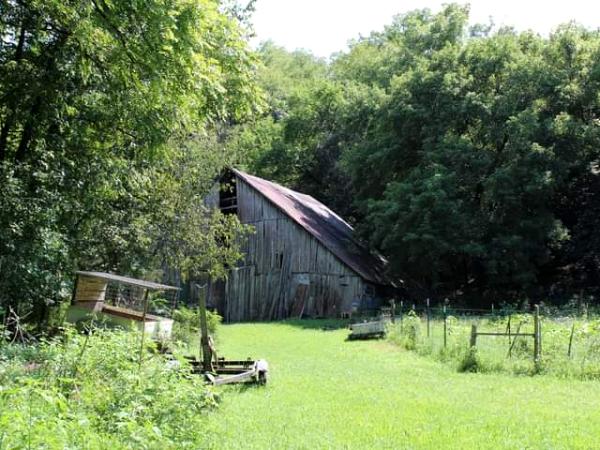 Barn