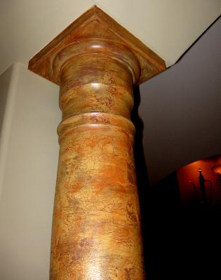 Marbleized crackle pillar Marbleized crackle pillar