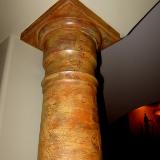 Marbleized crackle pillar