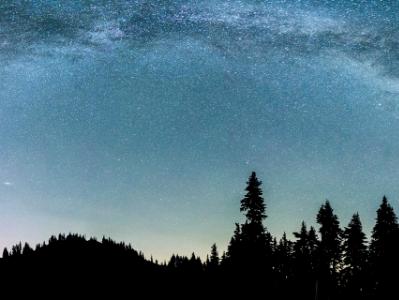 Milky Way over Hurricane Ridge (click for full width) Milky Way over Hurricane Ridge (click for full width)