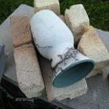 Applying horsehair to a hot pot