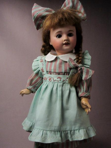 English Apron 1907