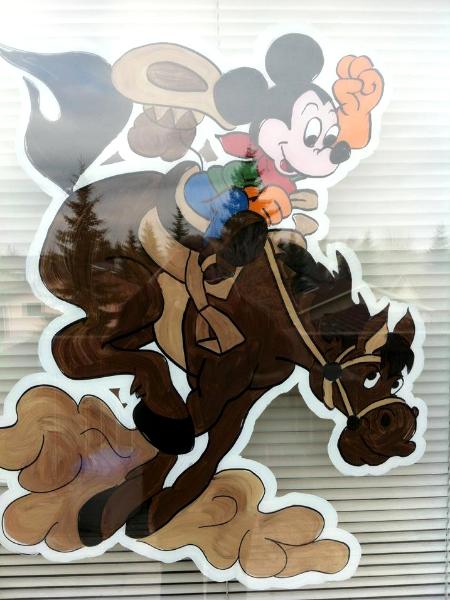 mouse riding a horse ART WILL TRAVEL
