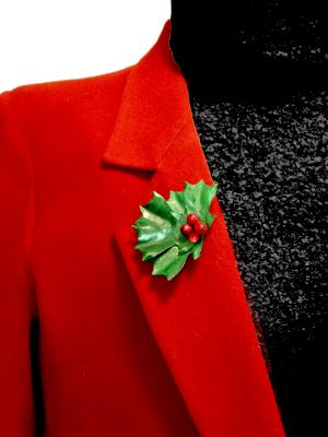 Holly Lapel Pin Holly Lapel Pin