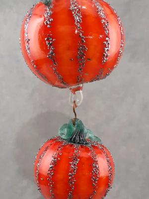 #09232402 hanging 3 pumpkins SM, MED, LG 18''HX6''W $200.00 #09232402 hanging 3 pumpkins SM, MED, LG 18''HX6''W $200.00