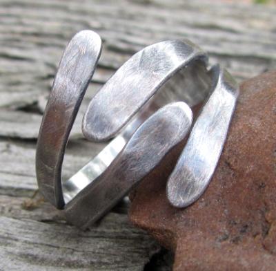 *SOLD OUT* Arms wide open ring size 7.5 *SOLD OUT* Arms wide open ring size 7.5