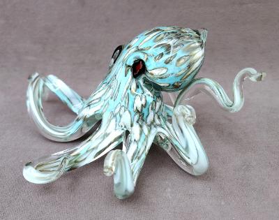 #08232304 octopus 4.5''Hx8''Wx7''L $300 #08232304 octopus 4.5''Hx8''Wx7''L $300