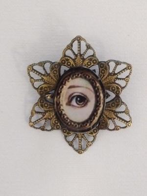 Antique gold Victorian Sweetheart brooch