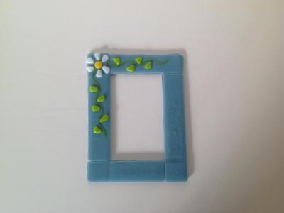 Blue picture frame with flowers 5 x 7