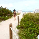 Bikini Walking